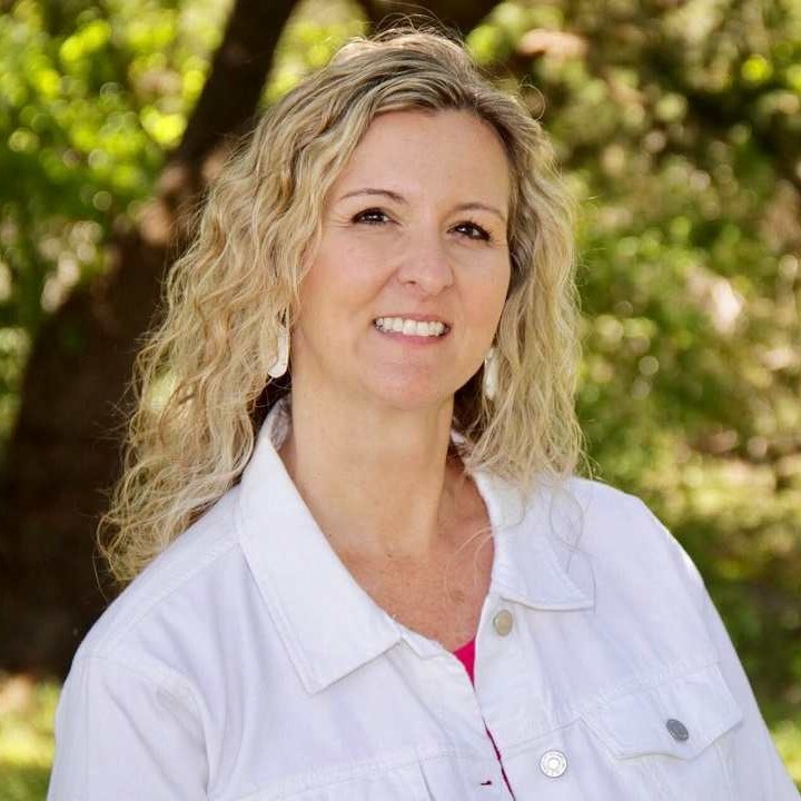 Michelle Snell founder of That Texas Couple and Totally Texas Travel